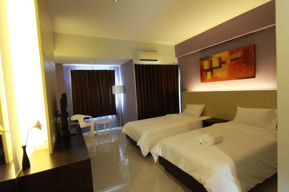 Trendy Hotel Nakhon Pathom Ngoại thất bức ảnh
