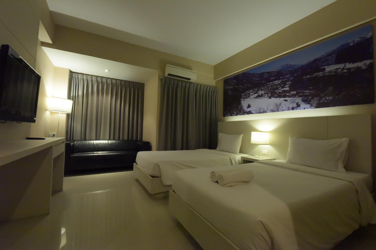 Trendy Hotel Nakhon Pathom Ngoại thất bức ảnh