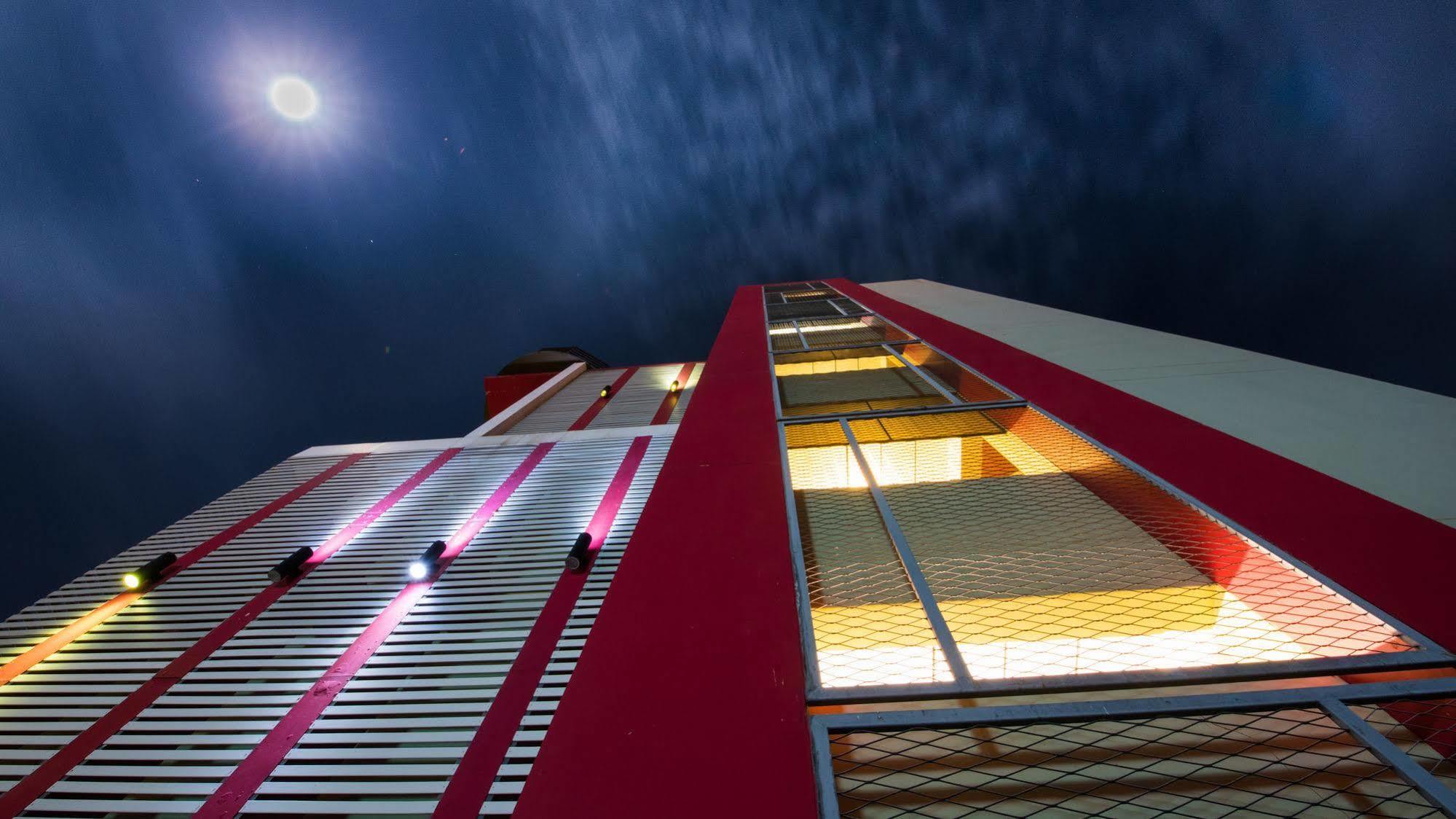 Trendy Hotel Nakhon Pathom Ngoại thất bức ảnh